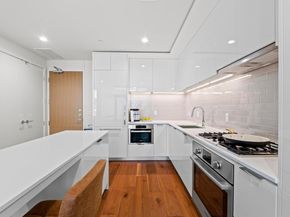 44 East Ave 1602, Austin TX 78701