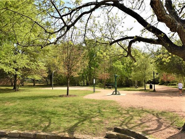 2107 Fuzz Fairway, Austin TX 78728