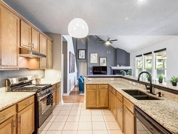 1205 Red Ranch CIR, Cedar Park TX 78613