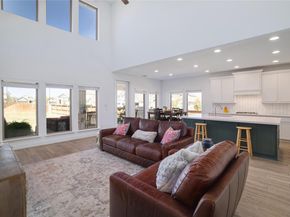 102 Fortuna Ct, Liberty Hill TX 78642