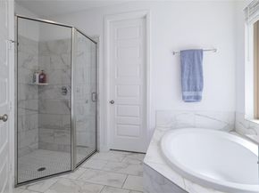 102 Fortuna Ct, Liberty Hill TX 78642