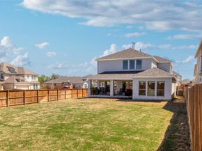 102 Fortuna Ct, Liberty Hill TX 78642