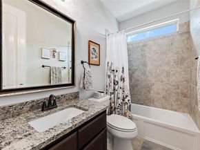 106 Maxwell WAY 33, Austin TX 78738