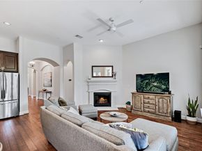 106 Maxwell WAY 33, Austin TX 78738