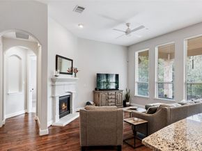 106 Maxwell WAY 33, Austin TX 78738