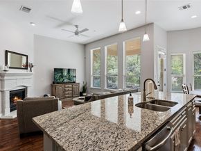 106 Maxwell WAY 33, Austin TX 78738