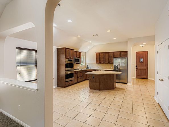 1909 Tranquility LN, Pflugerville TX 78660