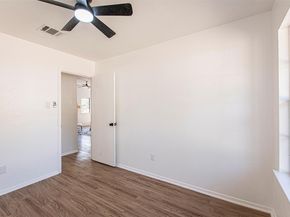1305 Dominique DR, Austin TX 78753