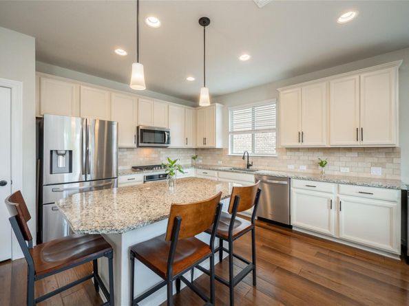 19008 Medio CV, Austin TX 78738