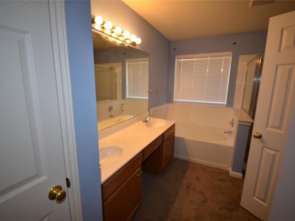 220 N Crossing TRL, Round Rock TX 78665