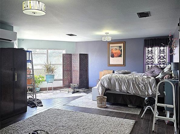 1806 Candlelight DR, Leander TX 78641