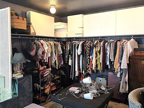 1806 Candlelight DR, Leander TX 78641