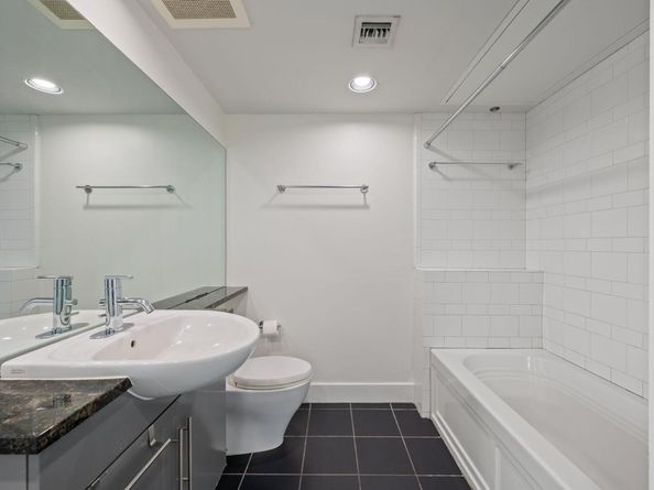 300 Bowie ST 1808, Austin TX 78703