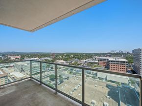 300 Bowie ST 1808, Austin TX 78703