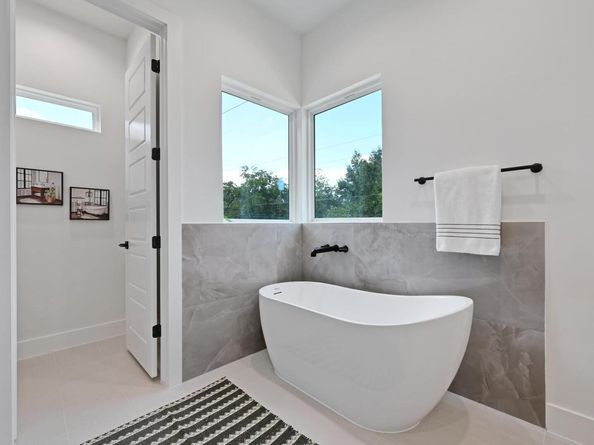 1601 Canterbury ST 1, Austin TX 78702