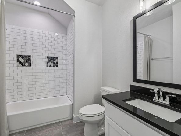 19316 Splendor CT, Jonestown TX 78645