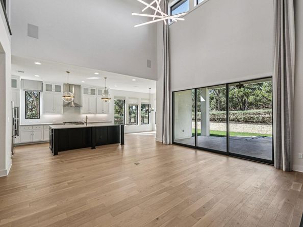 19316 Splendor CT, Jonestown TX 78645