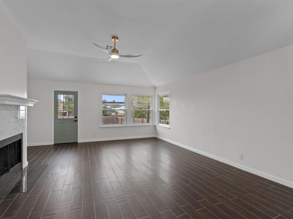 1204 Glendalough DR, Pflugerville TX 78660