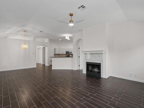 1204 Glendalough DR, Pflugerville TX 78660