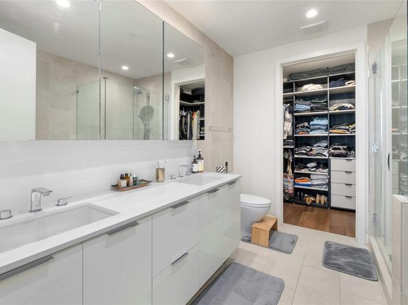 44 East Ave 1507, Austin TX 78701