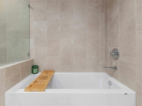 44 East Ave 1507, Austin TX 78701