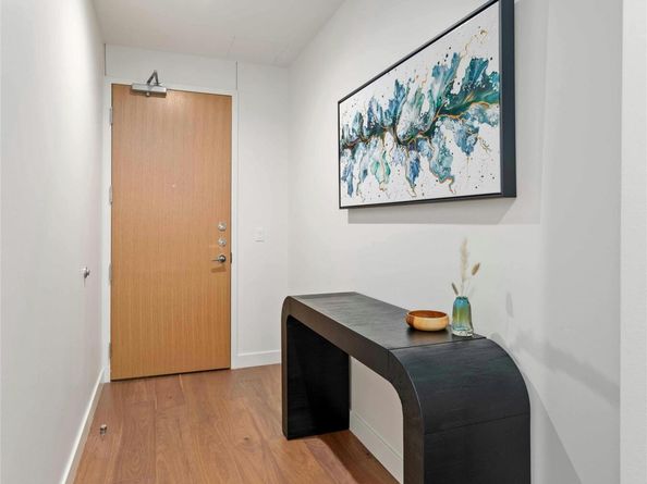 44 East Ave 1507, Austin TX 78701