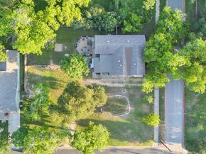 1301 & 1305 S College ST, Georgetown TX 78626