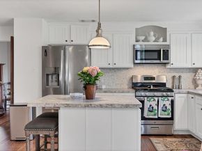 1301 & 1305 S College ST, Georgetown TX 78626