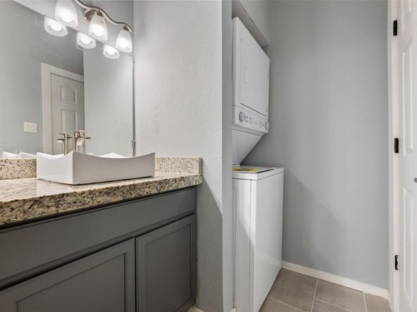2450 Wickersham Ln 101, Austin TX 78741