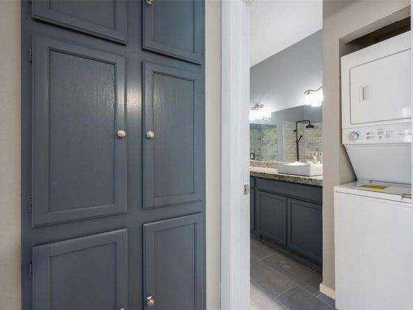 2450 Wickersham Ln 101, Austin TX 78741