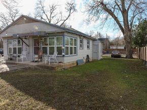 1121 Henninger ST, Austin TX 78702