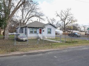 1121 Henninger ST, Austin TX 78702