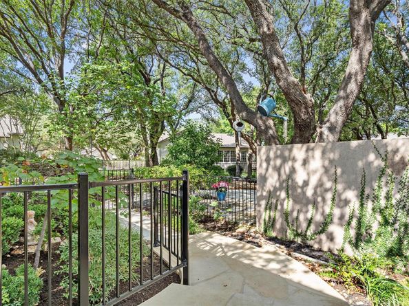 108 Wild Horse WAY, Georgetown TX 78633