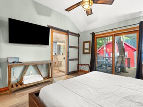 3015 Sunridge DR, Austin TX 78741