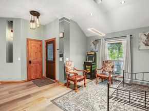 3015 Sunridge DR, Austin TX 78741