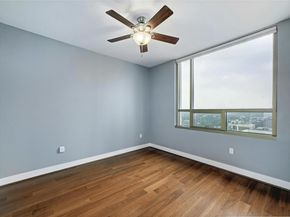 300 Bowie ST 2301, Austin TX 78703