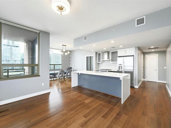 300 Bowie ST 2301, Austin TX 78703