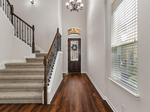 9409 Solana Vista LOOP A, Austin TX 78750