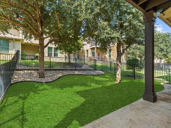 9409 Solana Vista LOOP A, Austin TX 78750