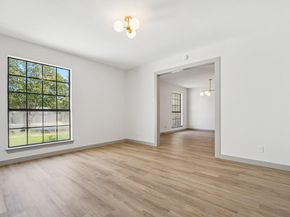 10502 Scotland Well DR, Austin TX 78750