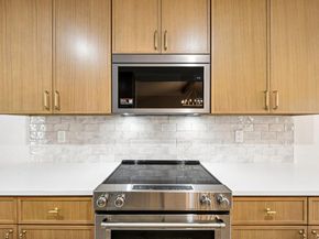 10502 Scotland Well DR, Austin TX 78750