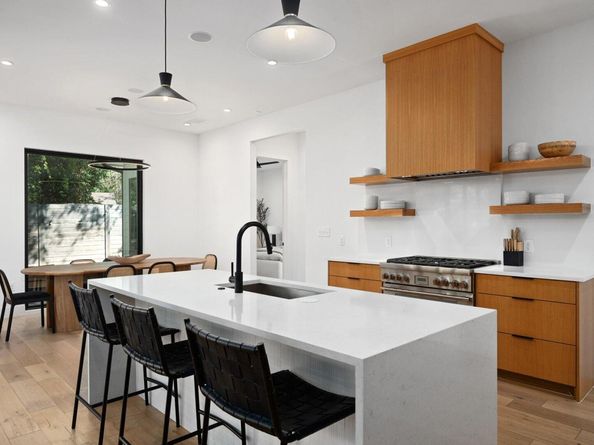 1004 Audrey CT, Austin TX 78704