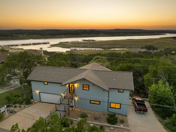 6300 Lakeshore DR, Lago Vista TX 78645