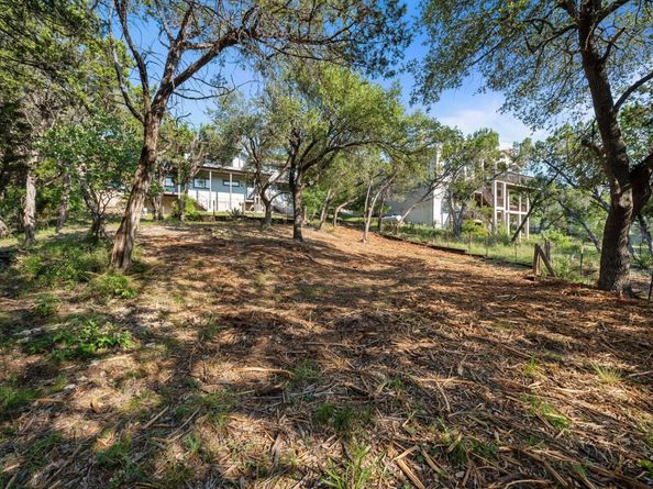 6300 Lakeshore DR, Lago Vista TX 78645