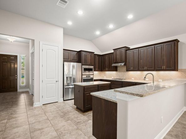 2233 Yaupon Range DR, Leander TX 78641