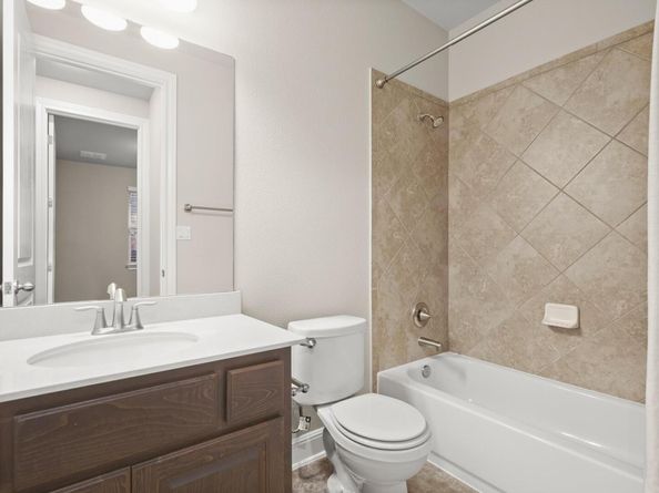 2233 Yaupon Range DR, Leander TX 78641