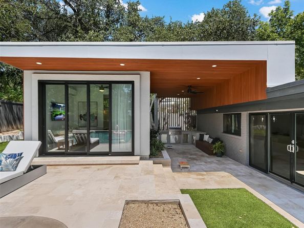 104 Westhaven DR, West Lake Hills TX 78746