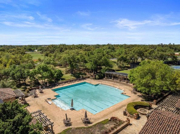 109 Grand Oaks LN, Georgetown TX 78628