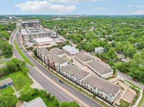 200 W 56th ST 2103, Austin TX 78751