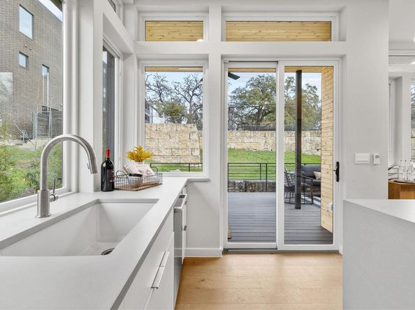 900 S 2nd ST 23, Austin TX 78704